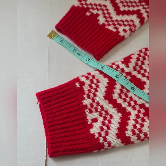 Red “Tired” (or whatever 🌲💨 ) Llama Holiday Sweater - Picture 7 of 8